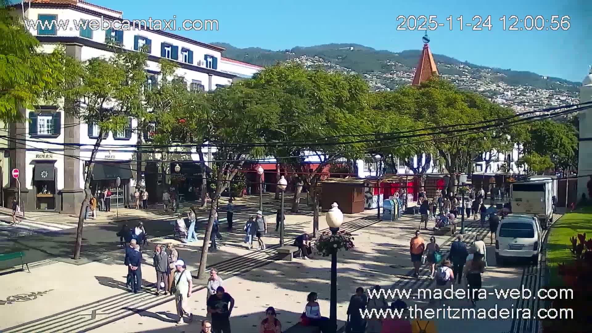Ritz , Avenida Arriaga Avenue Live Cam - Funchal, Madeira, Portugal