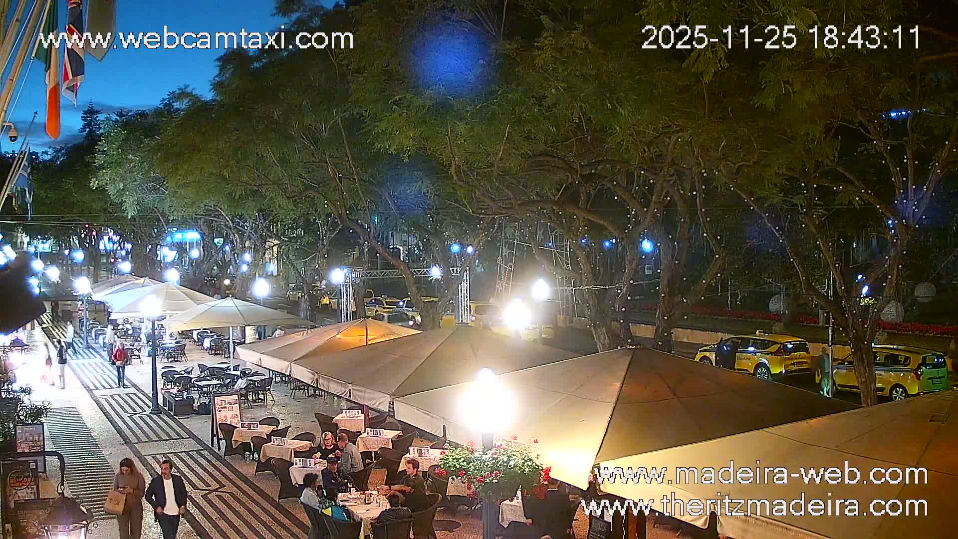 Ritz , Avenida Arriaga Avenue Live Cam - Funchal, Madeira, Portugal