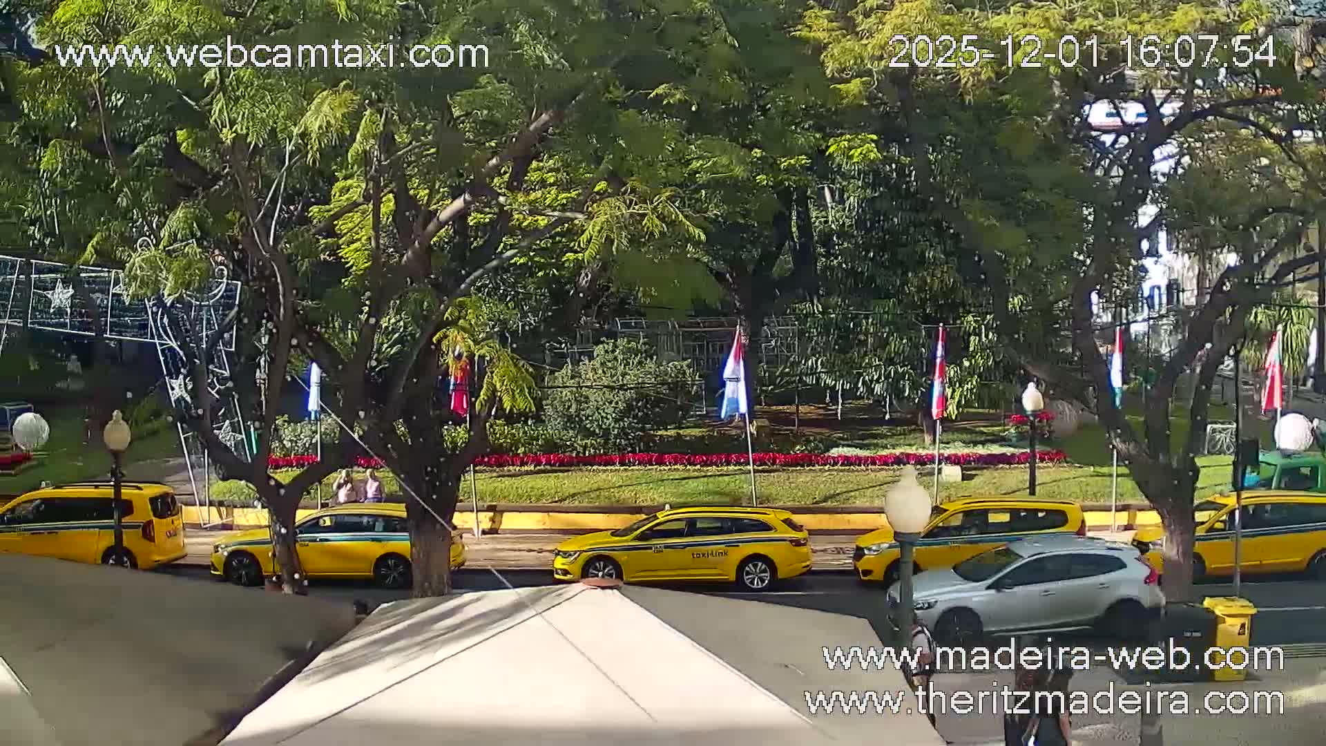 Ritz , Avenida Arriaga Avenue Live Cam - Funchal, Madeira, Portugal