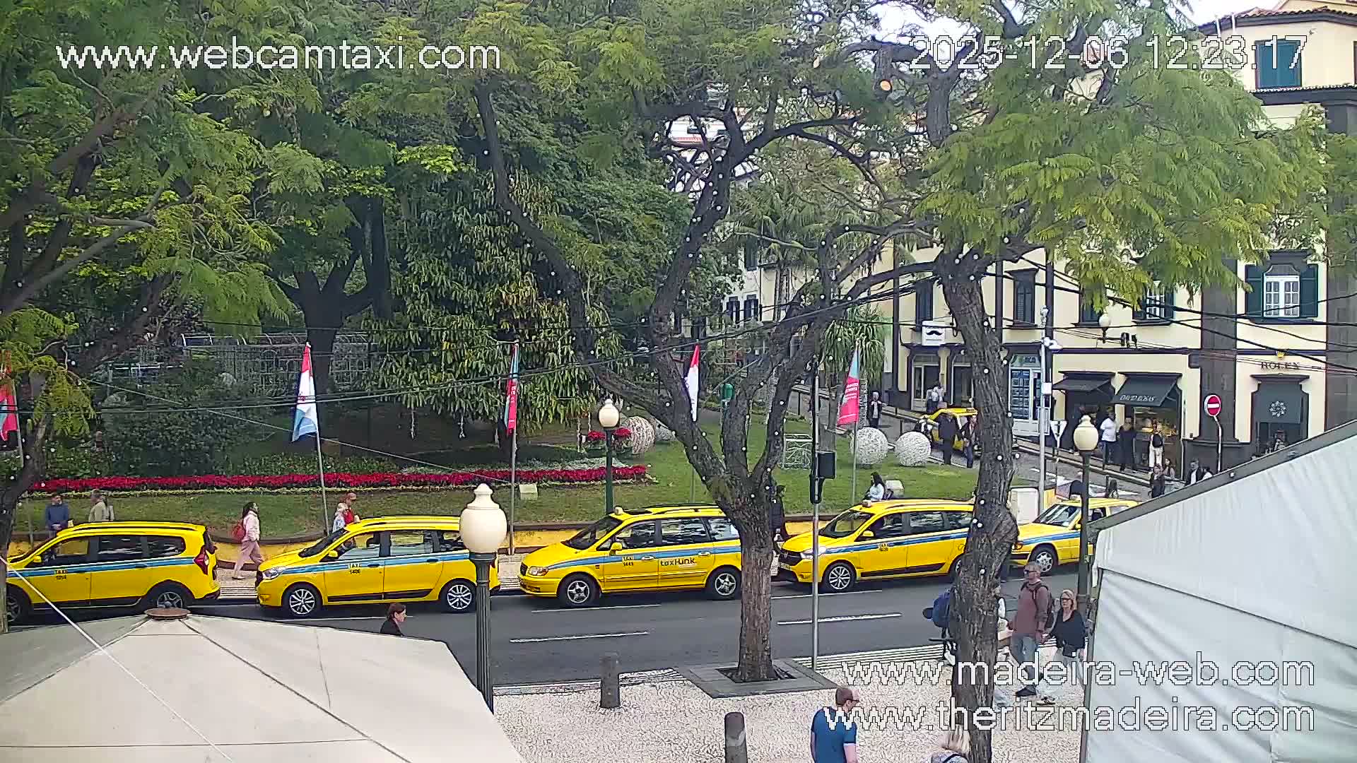 Ritz , Avenida Arriaga Avenue Live Cam - Funchal, Madeira, Portugal