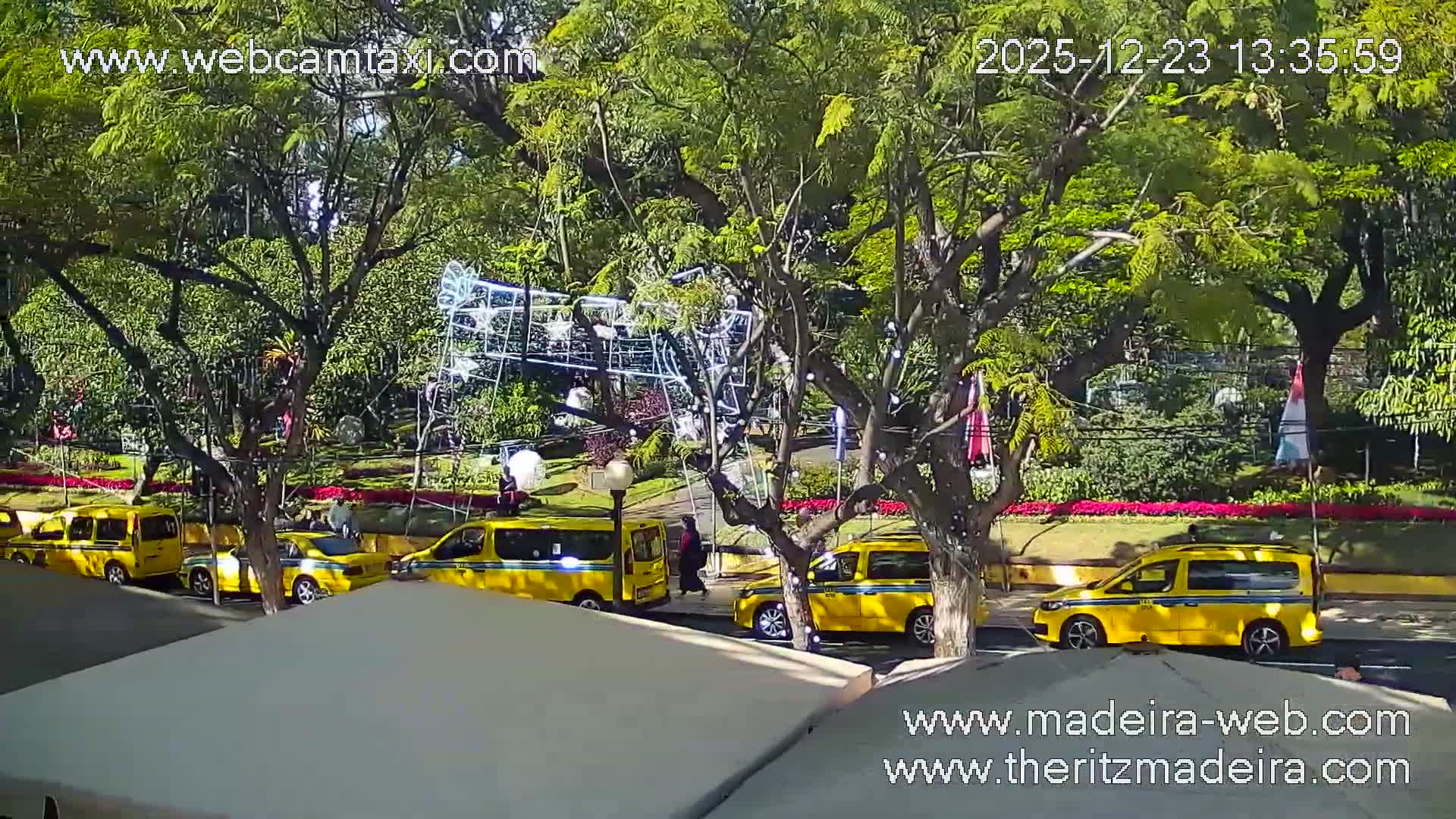 Ritz , Avenida Arriaga Avenue Live Cam - Funchal, Madeira, Portugal