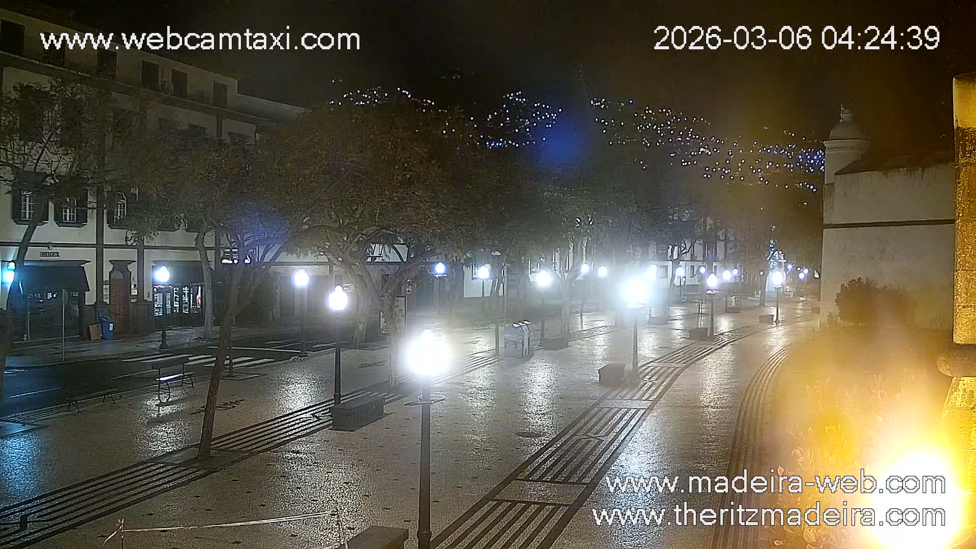 Ritz , Avenida Arriaga Avenue Live Cam - Funchal, Madeira, Portugal