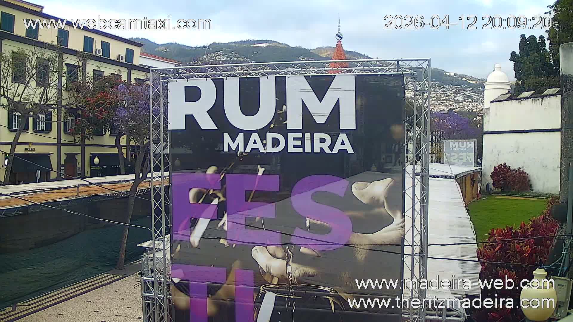 Ritz , Avenida Arriaga Avenue Live Cam - Funchal, Madeira, Portugal