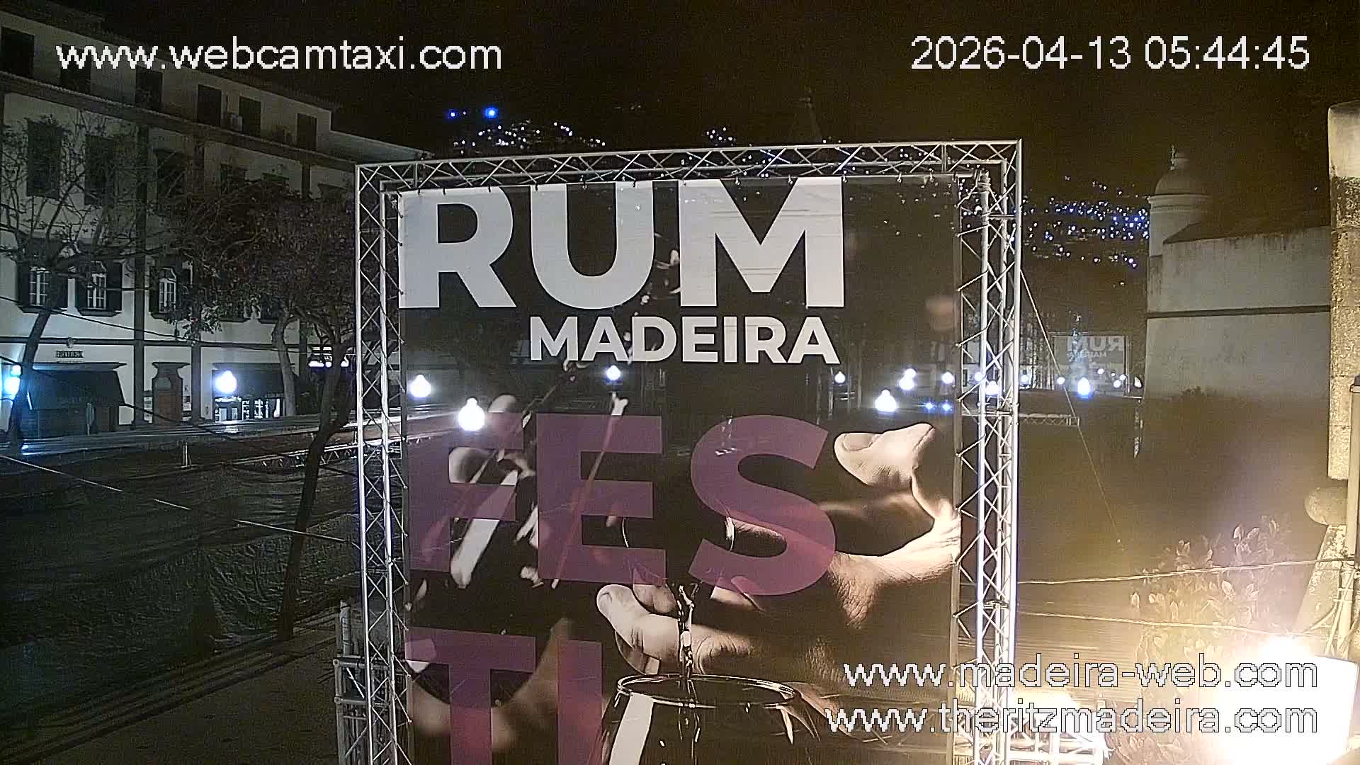 Ritz , Avenida Arriaga Avenue Live Cam - Funchal, Madeira, Portugal