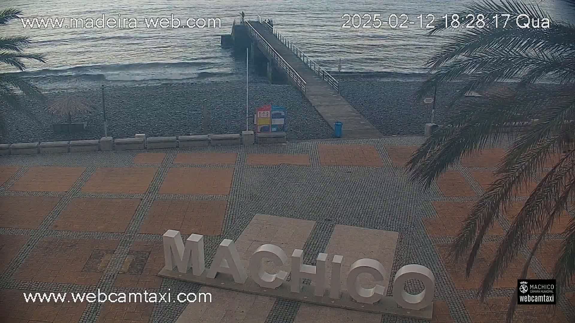 Forum Machico Mall & Machico Beach Live Cam - Machico, Madeira, Portugal