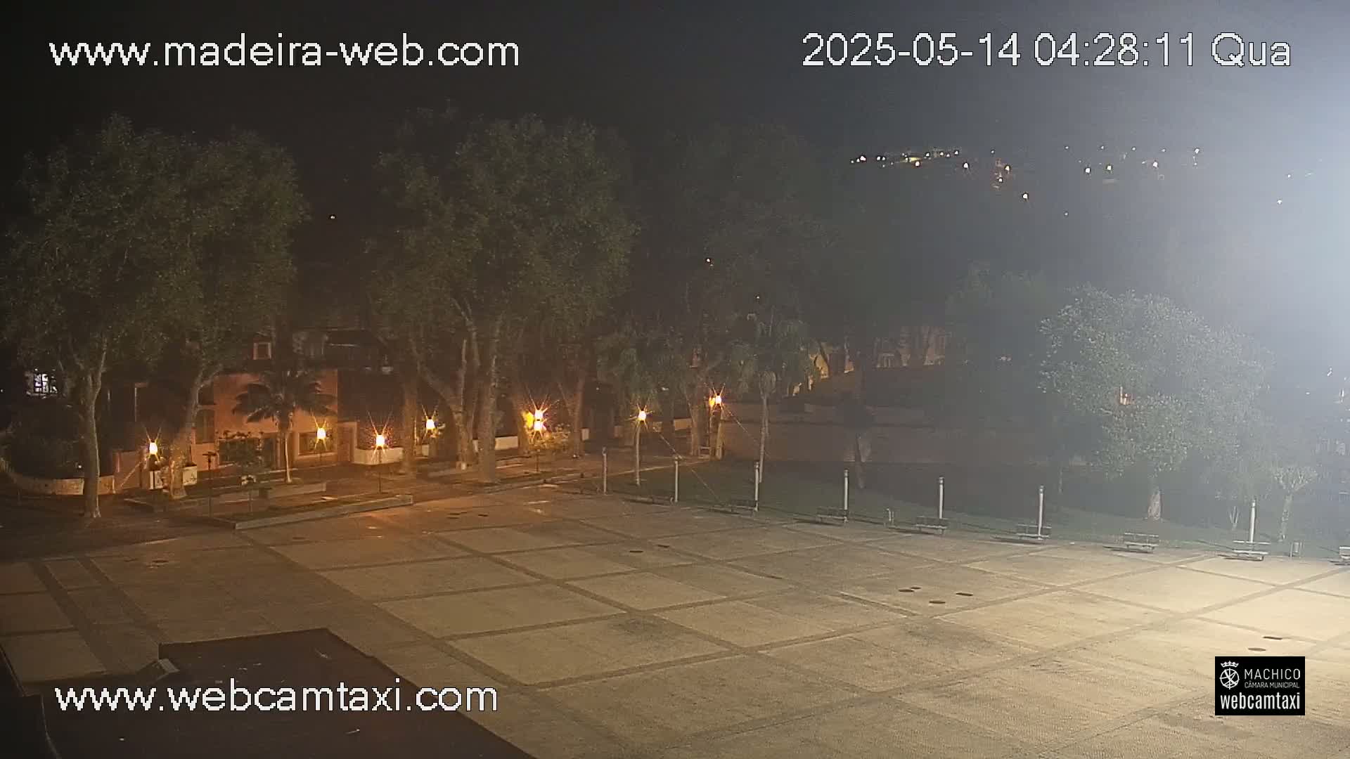 Forum Machico Mall & Machico Beach Live Cam - Machico, Madeira, Portugal