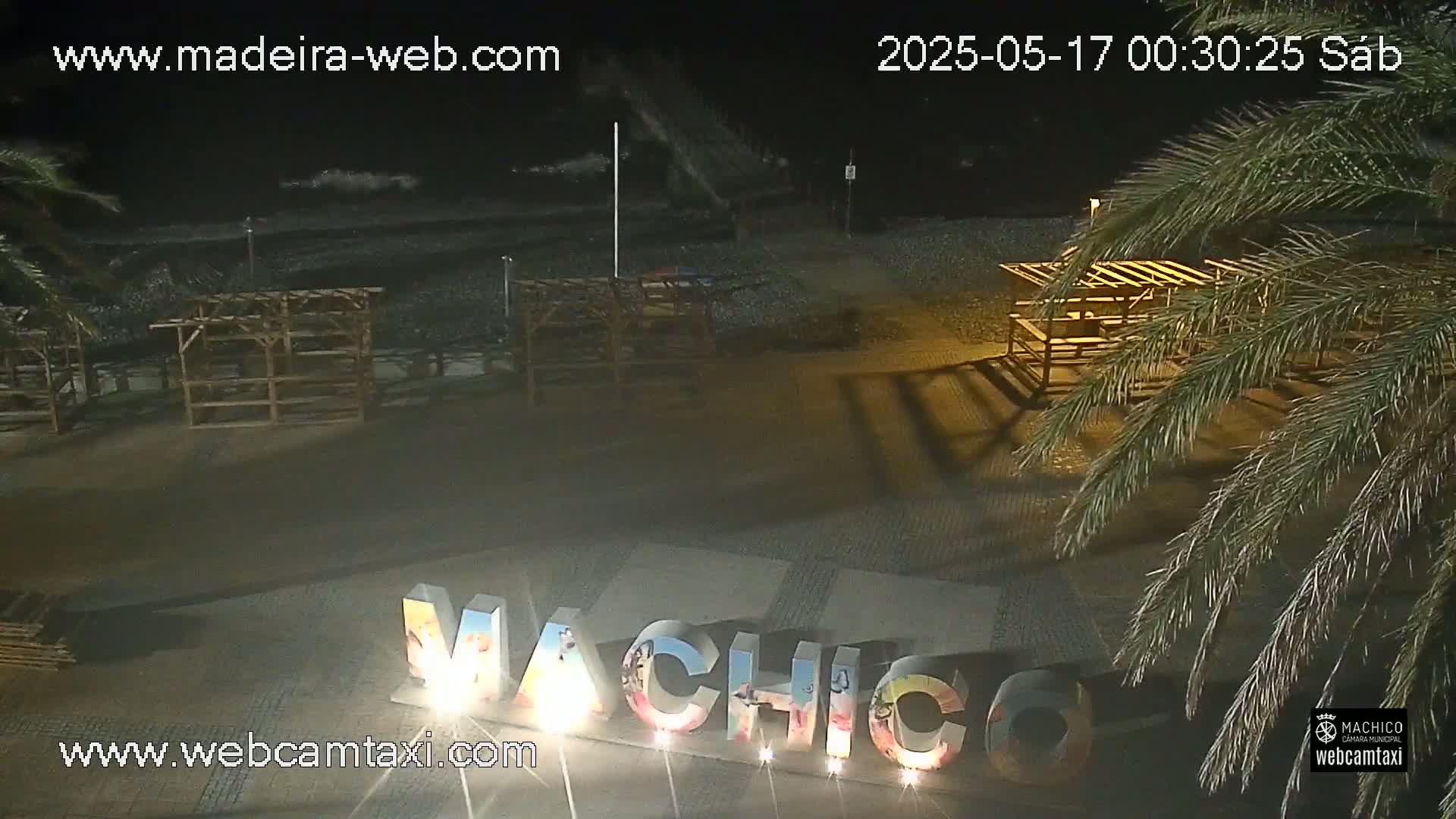 Forum Machico Mall & Machico Beach Live Cam - Machico, Madeira, Portugal