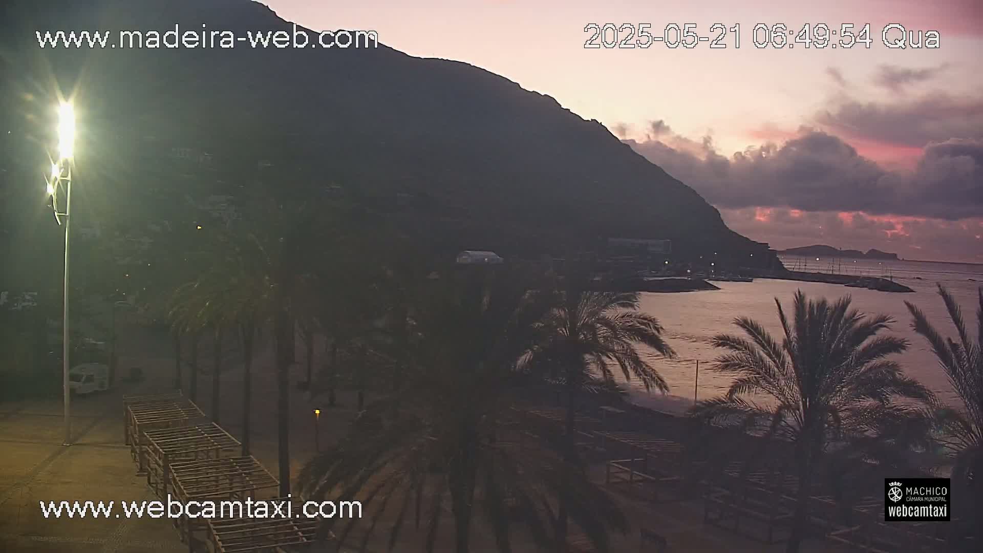 Forum Machico Mall & Machico Beach Live Cam - Machico, Madeira, Portugal