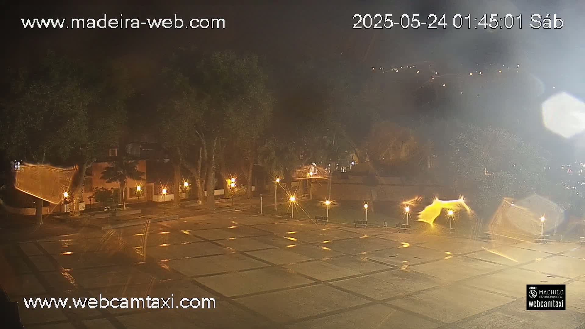 Forum Machico Mall & Machico Beach Live Cam - Machico, Madeira, Portugal
