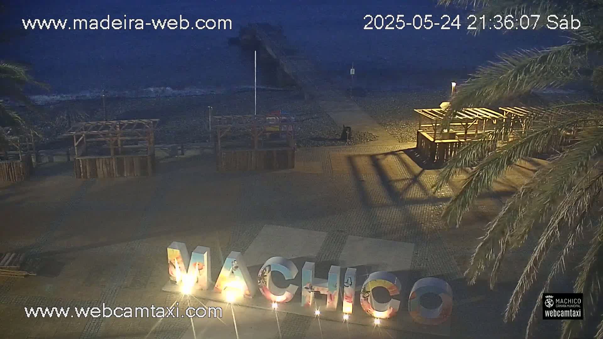 Forum Machico Mall & Machico Beach Live Cam - Machico, Madeira, Portugal
