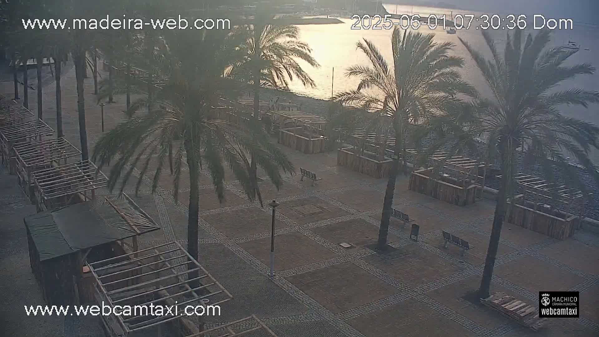 Forum Machico Mall & Machico Beach Live Cam - Machico, Madeira, Portugal