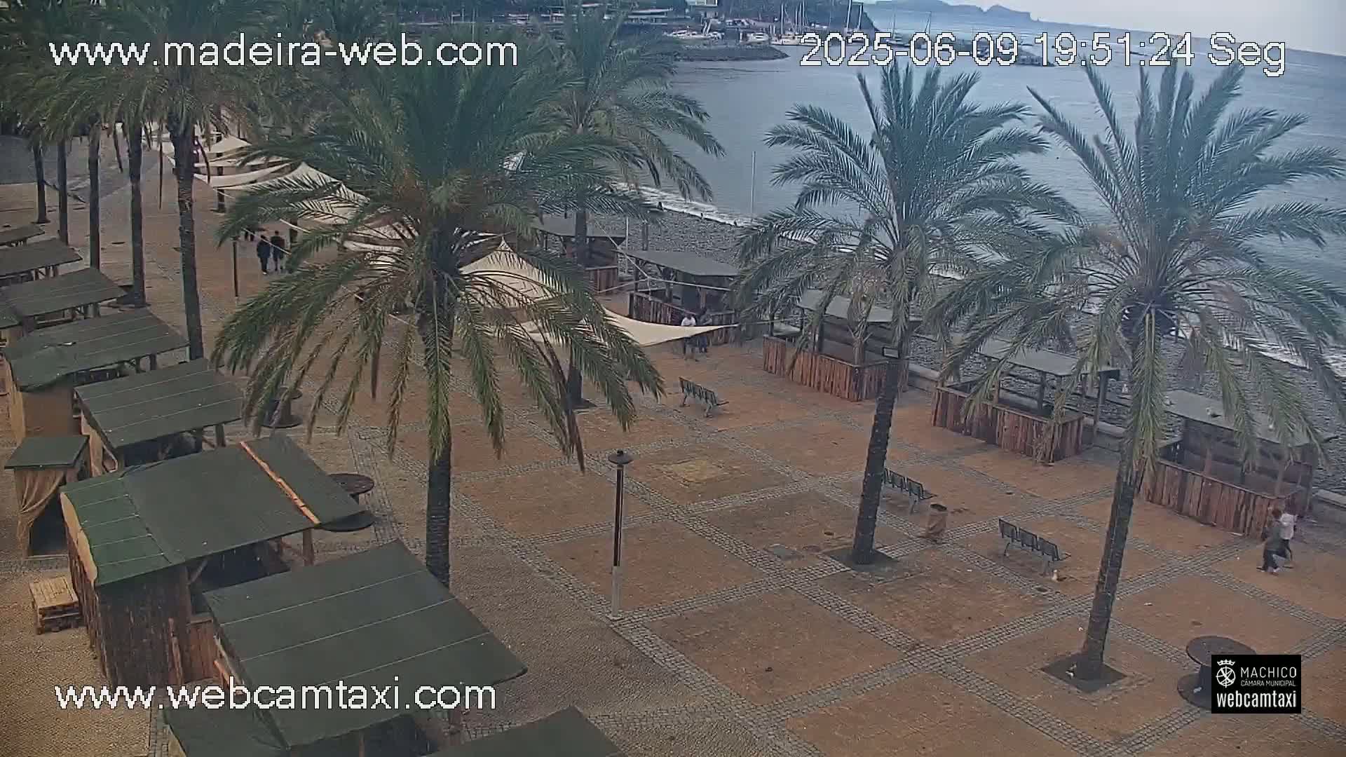 Forum Machico Mall & Machico Beach Live Cam - Machico, Madeira, Portugal