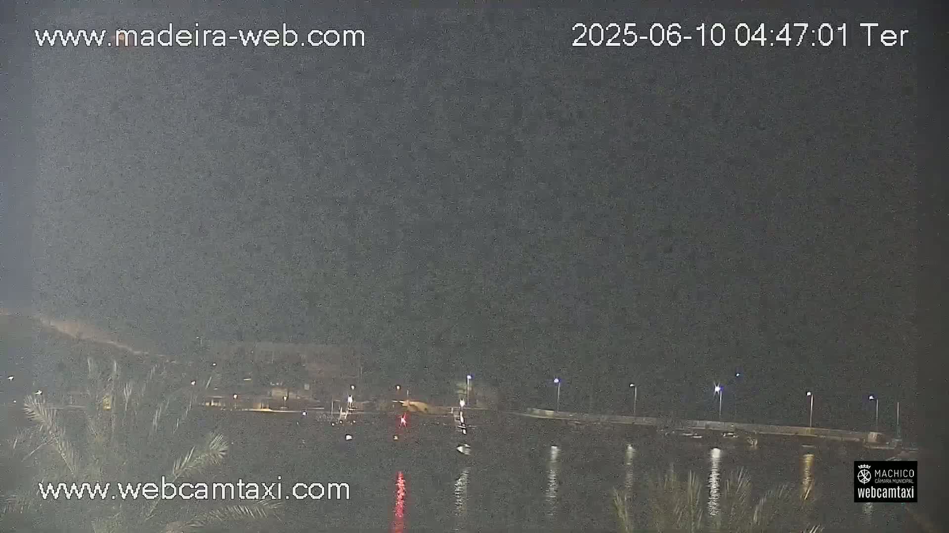 Forum Machico Mall & Machico Beach Live Cam - Machico, Madeira, Portugal