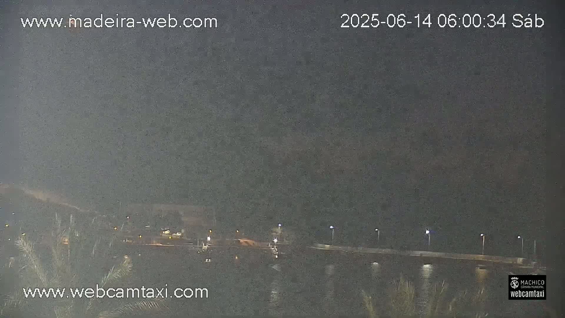 Forum Machico Mall & Machico Beach Live Cam - Machico, Madeira, Portugal