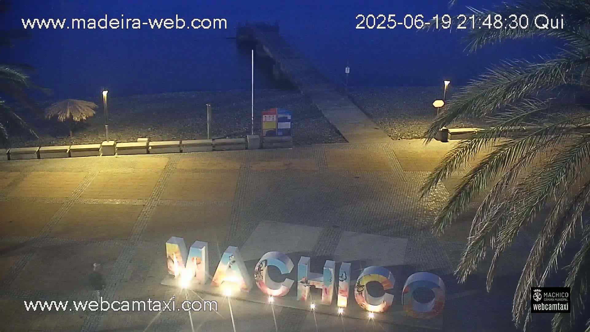 Forum Machico Mall & Machico Beach Live Cam - Machico, Madeira, Portugal
