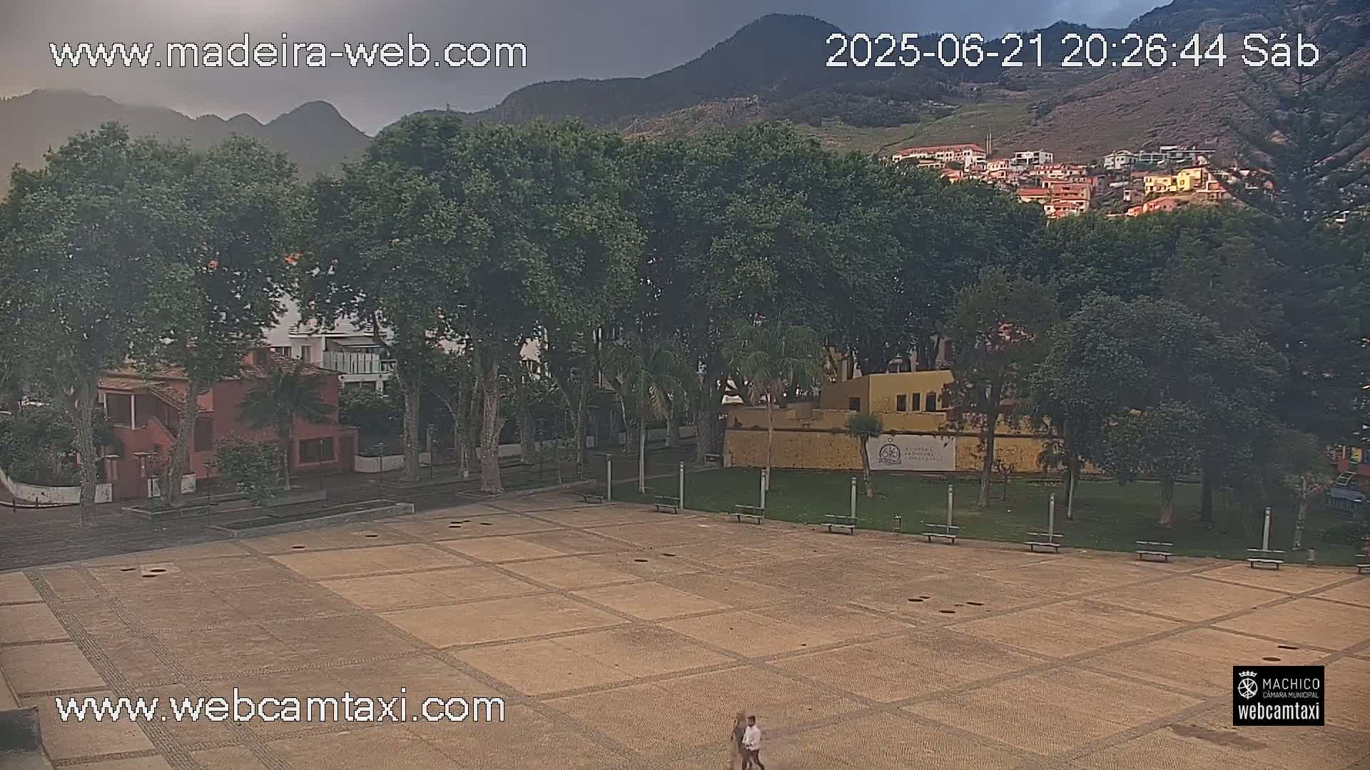 Forum Machico Mall & Machico Beach Live Cam - Machico, Madeira, Portugal