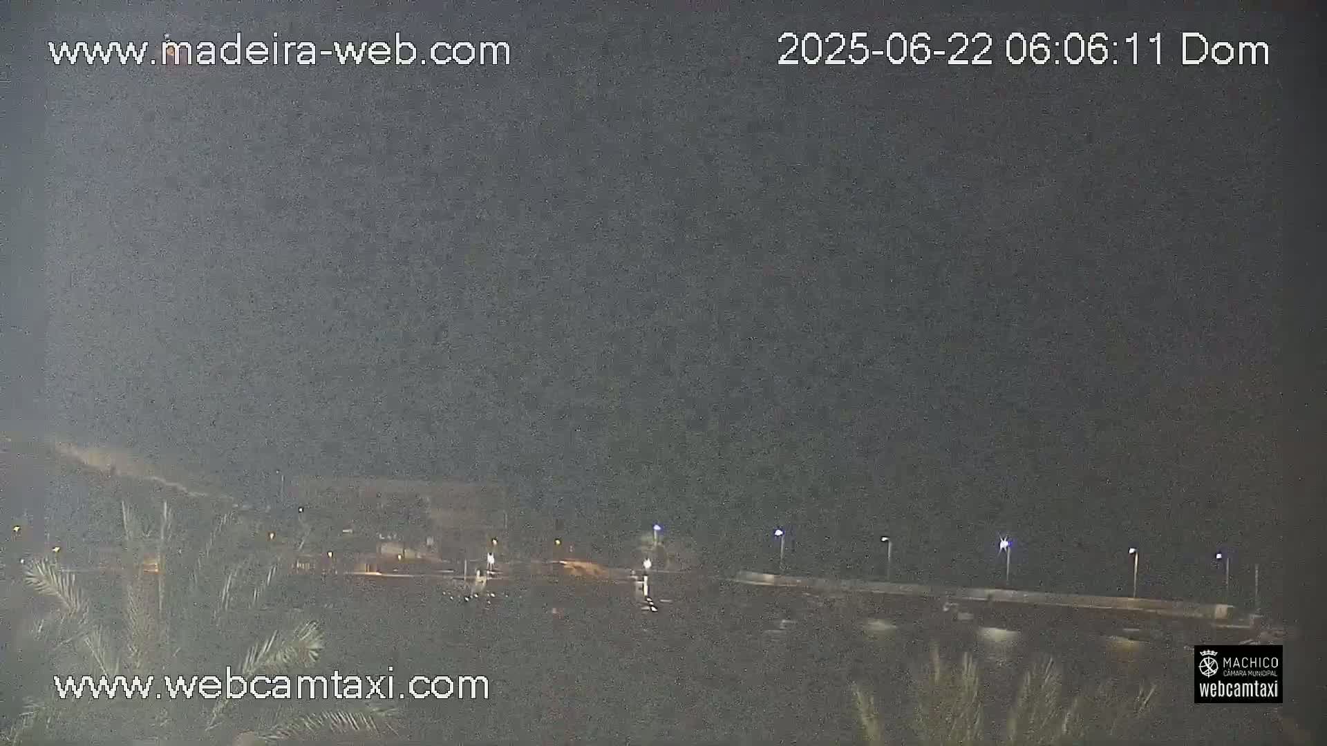 Forum Machico Mall & Machico Beach Live Cam - Machico, Madeira, Portugal