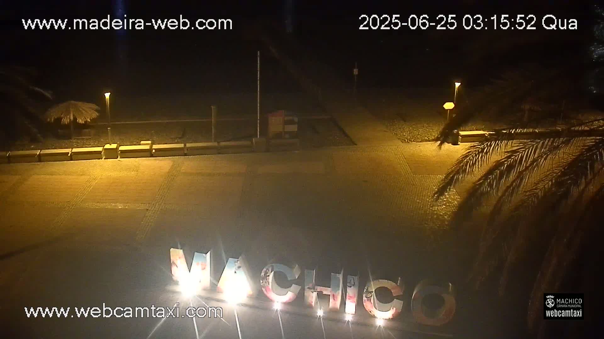 Forum Machico Mall & Machico Beach Live Cam - Machico, Madeira, Portugal
