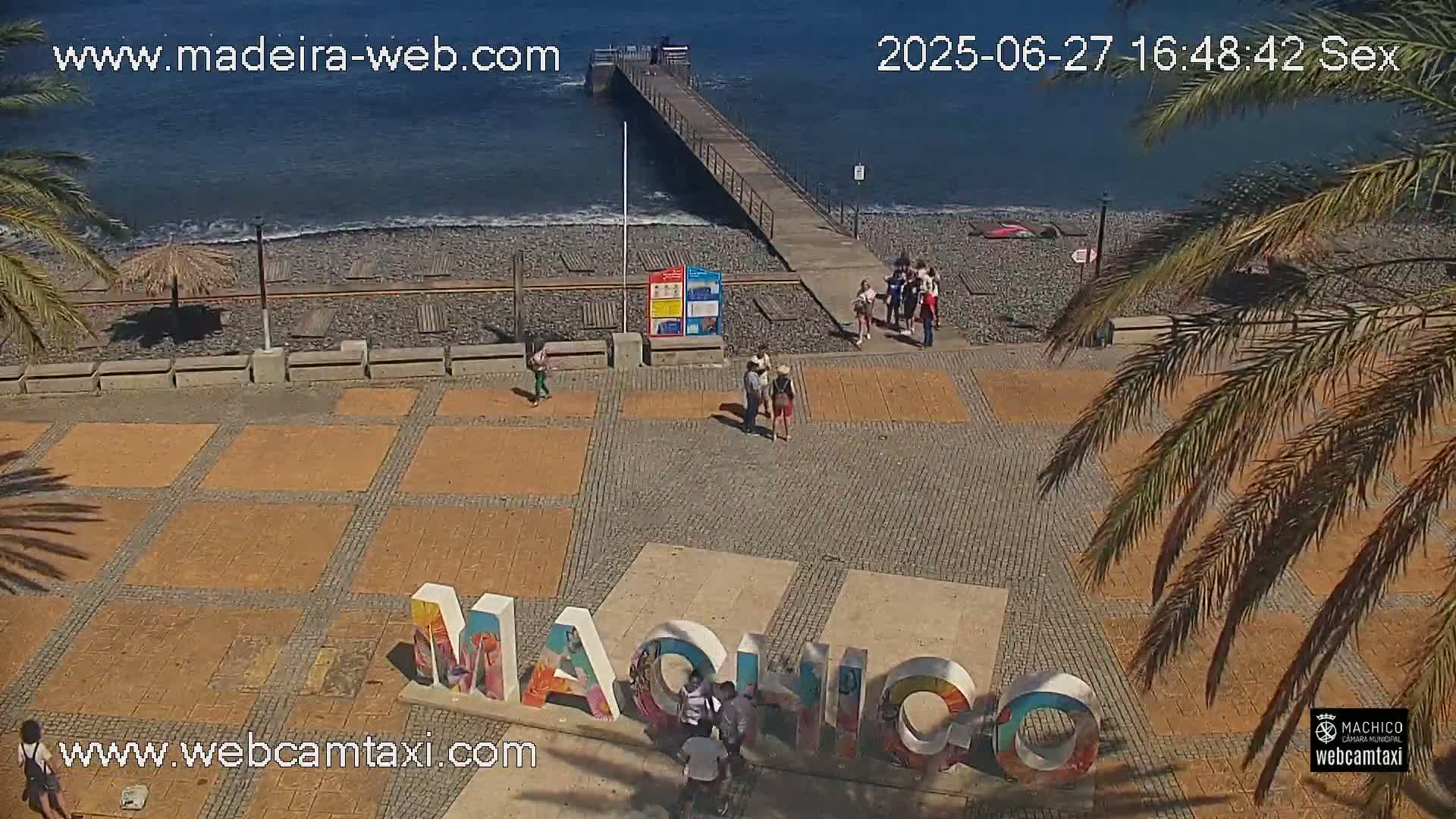Forum Machico Mall & Machico Beach Live Cam - Machico, Madeira, Portugal