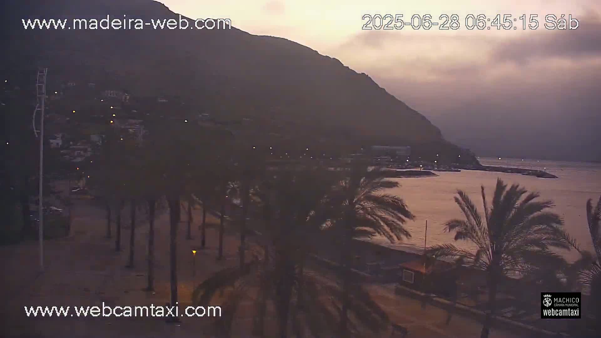 Forum Machico Mall & Machico Beach Live Cam - Machico, Madeira, Portugal