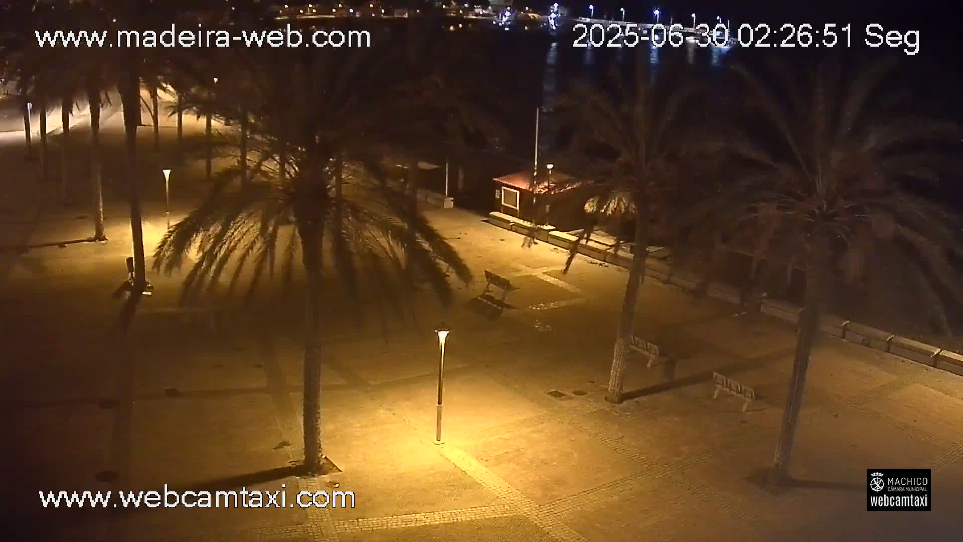 Forum Machico Mall & Machico Beach Live Cam - Machico, Madeira, Portugal