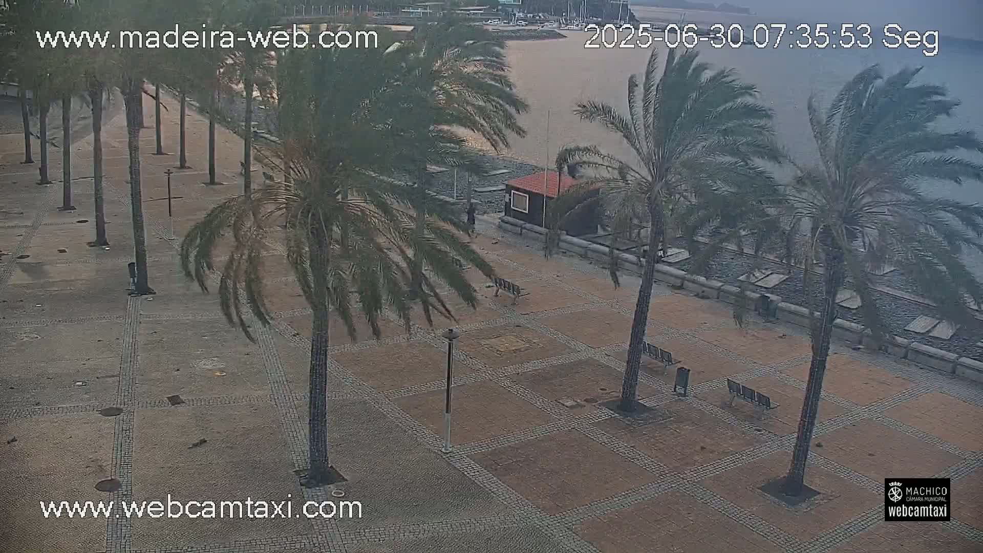 Forum Machico Mall & Machico Beach Live Cam - Machico, Madeira, Portugal