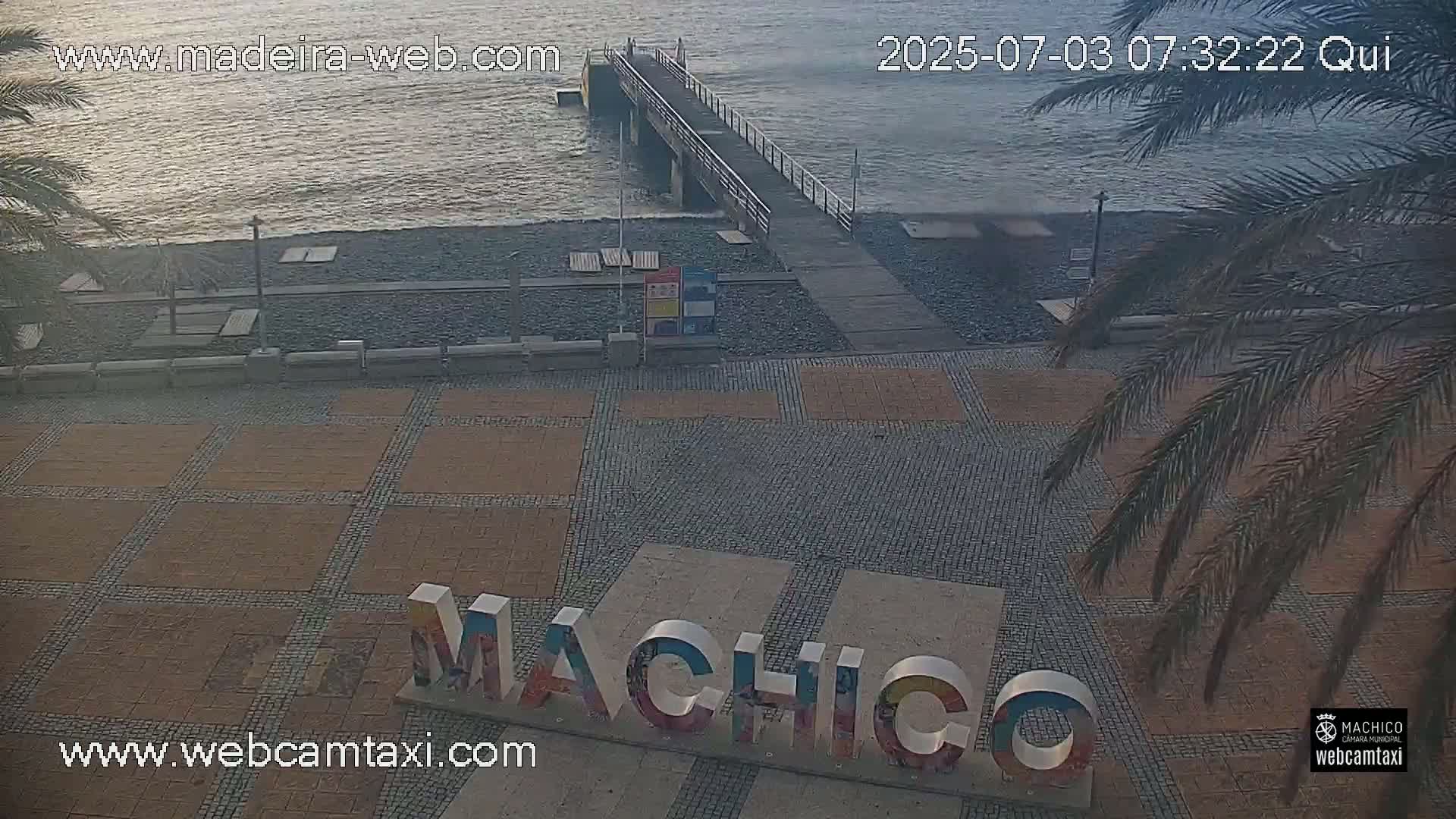 Forum Machico Mall & Machico Beach Live Cam - Machico, Madeira, Portugal