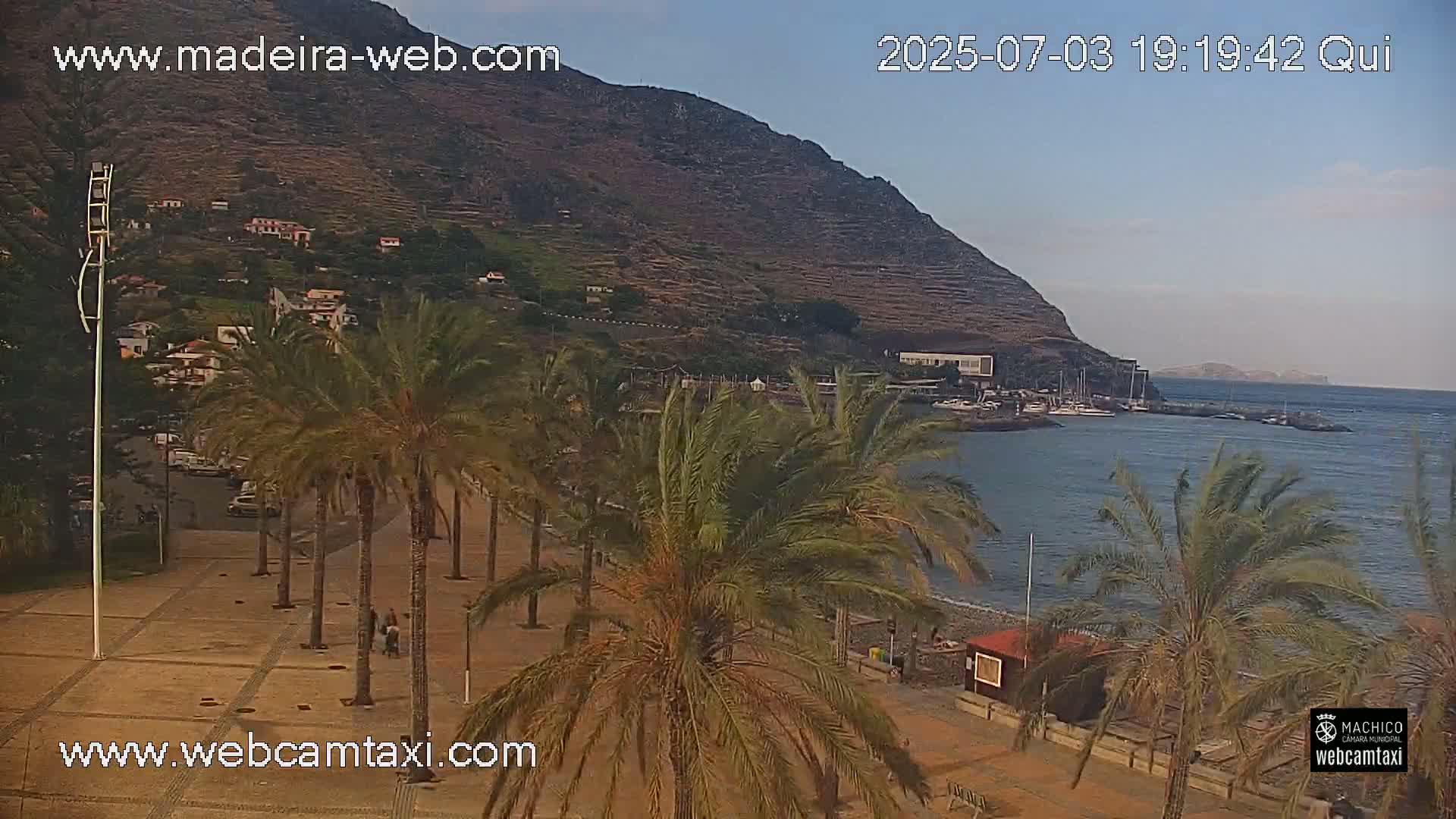 Forum Machico Mall & Machico Beach Live Cam - Machico, Madeira, Portugal