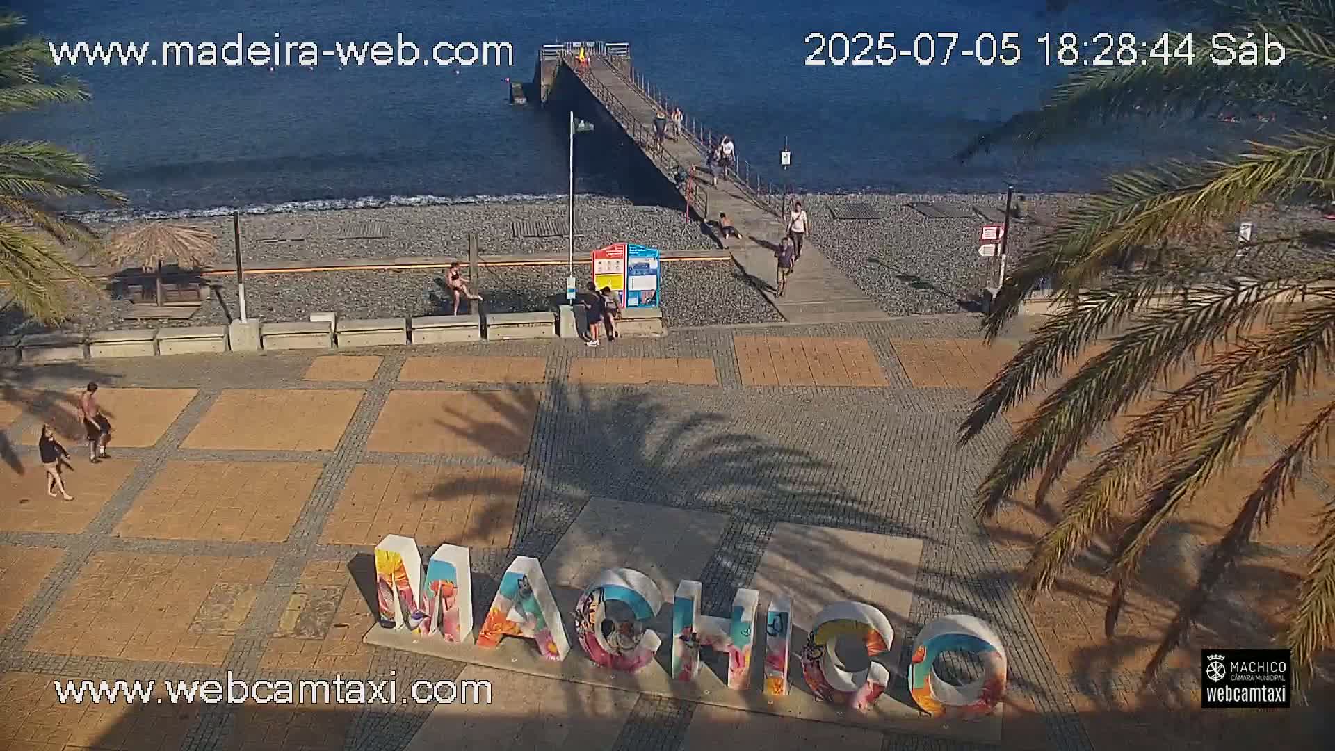 Forum Machico Mall & Machico Beach Live Cam - Machico, Madeira, Portugal