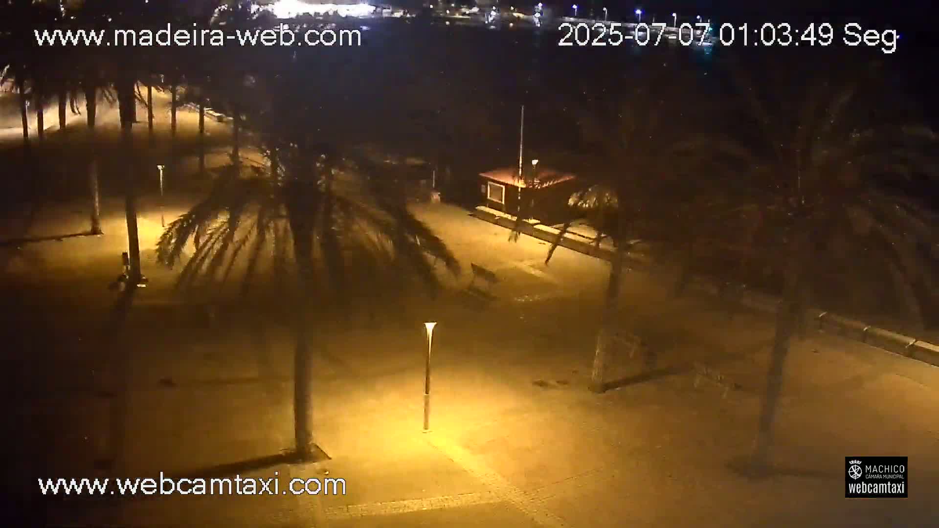 Forum Machico Mall & Machico Beach Live Cam - Machico, Madeira, Portugal