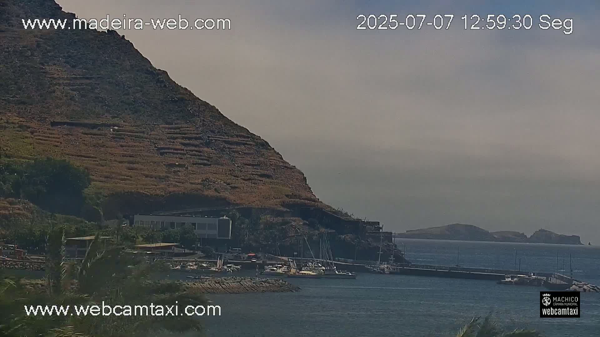 Forum Machico Mall & Machico Beach Live Cam - Machico, Madeira, Portugal