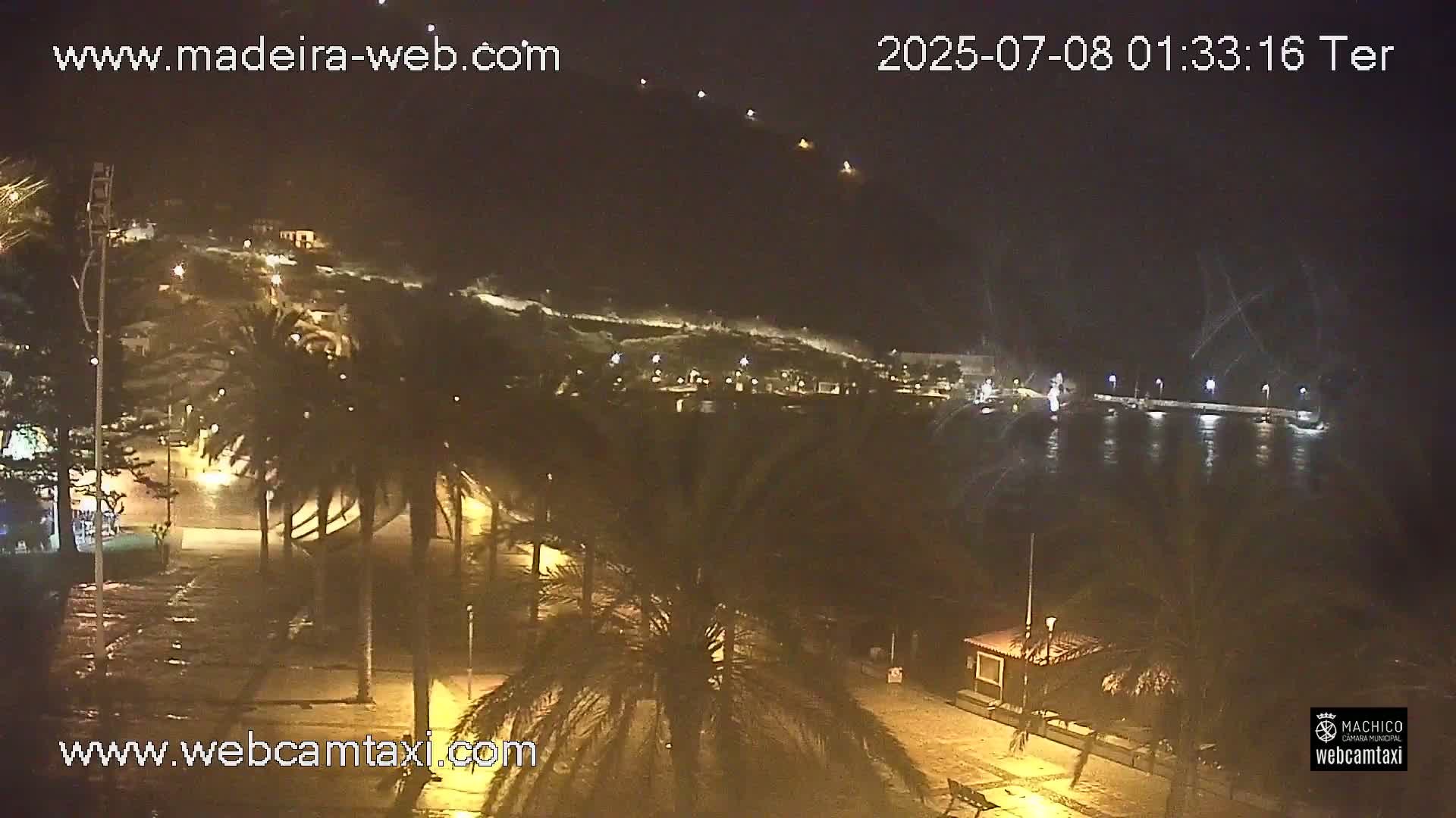 Forum Machico Mall & Machico Beach Live Cam - Machico, Madeira, Portugal
