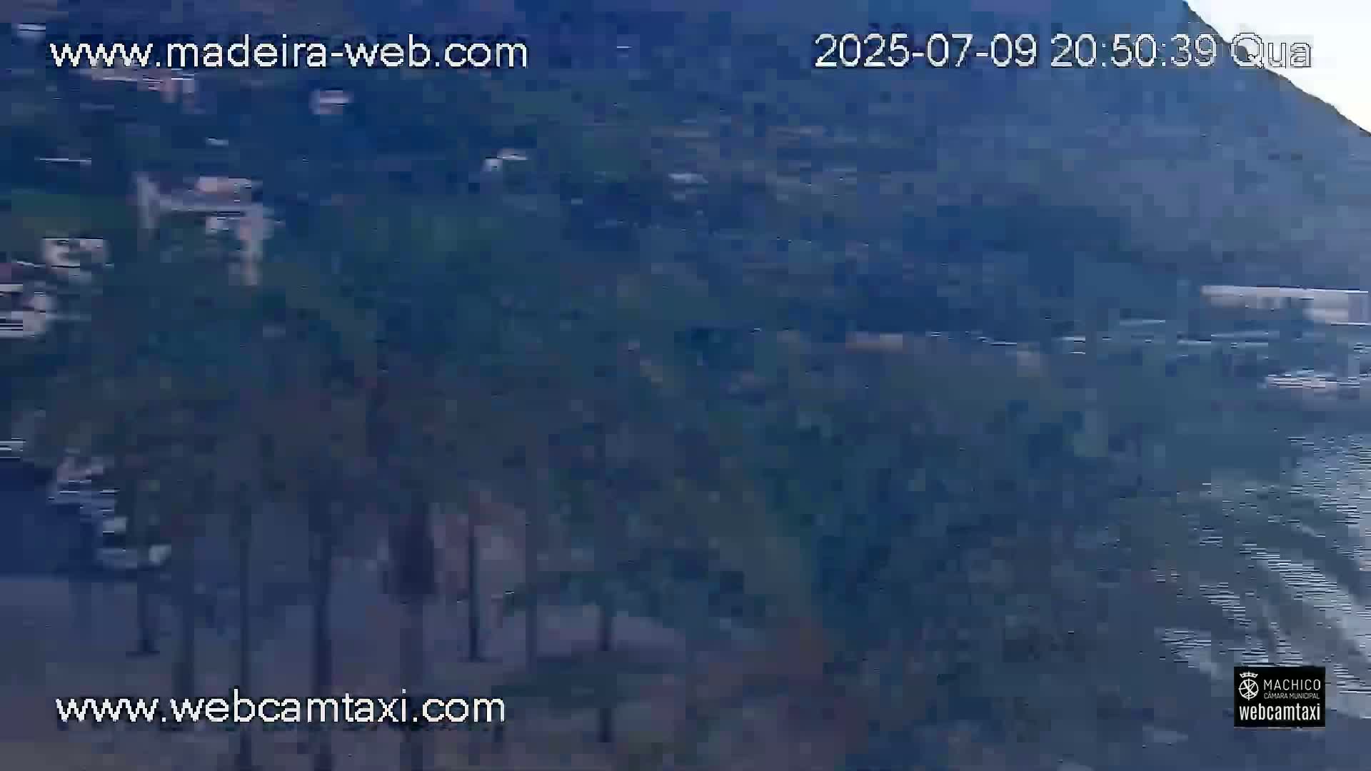 Forum Machico Mall & Machico Beach Live Cam - Machico, Madeira, Portugal