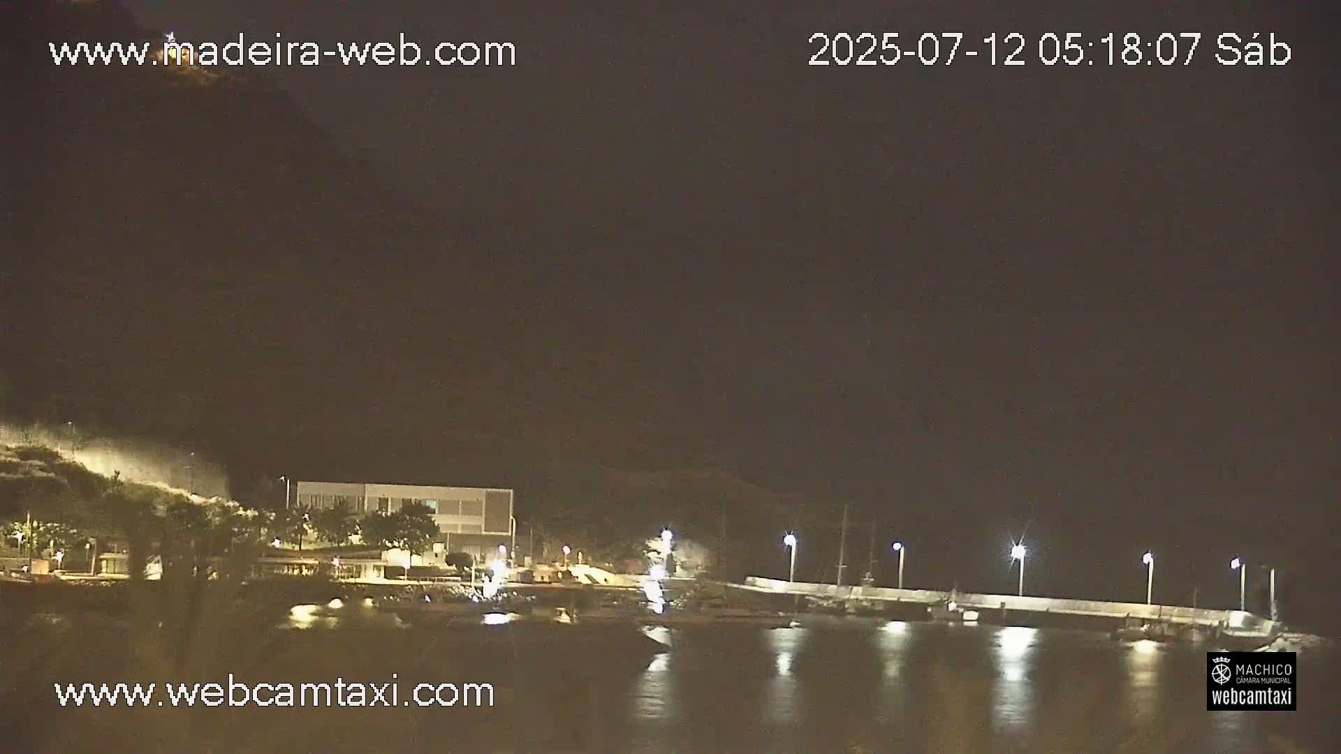 Forum Machico Mall & Machico Beach Live Cam - Machico, Madeira, Portugal