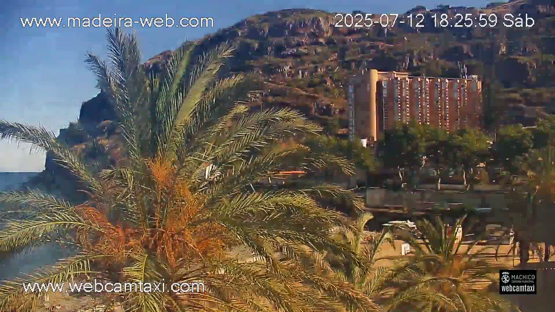 Forum Machico Mall & Machico Beach Live Cam - Machico, Madeira, Portugal