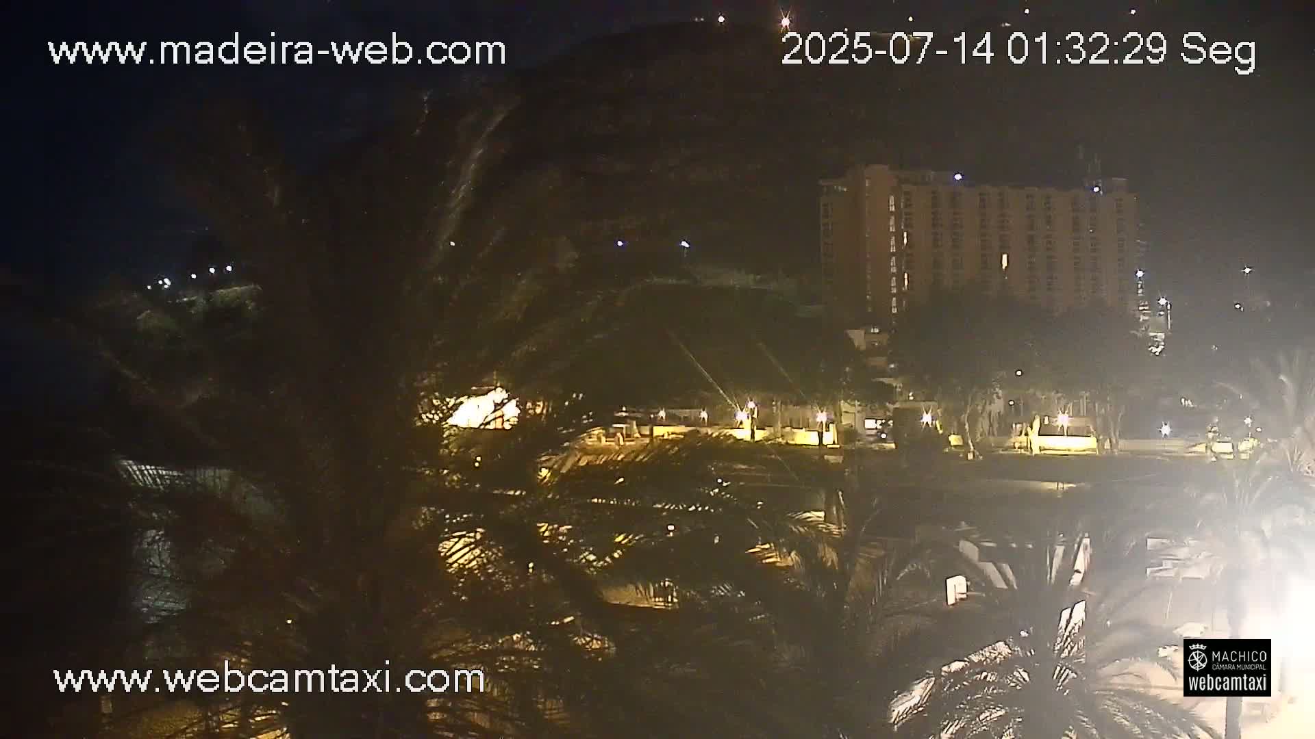 Forum Machico Mall & Machico Beach Live Cam - Machico, Madeira, Portugal