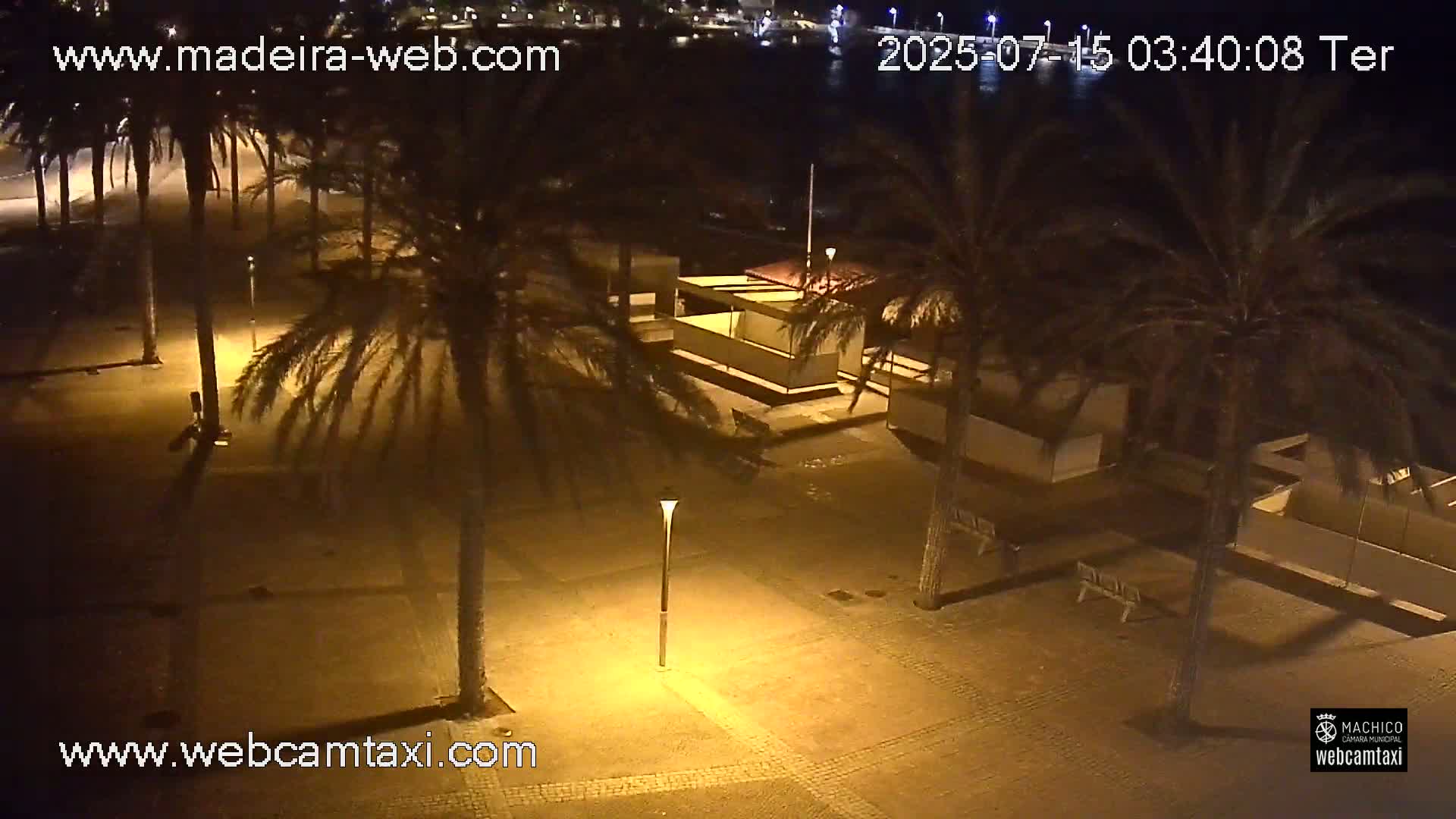 Forum Machico Mall & Machico Beach Live Cam - Machico, Madeira, Portugal