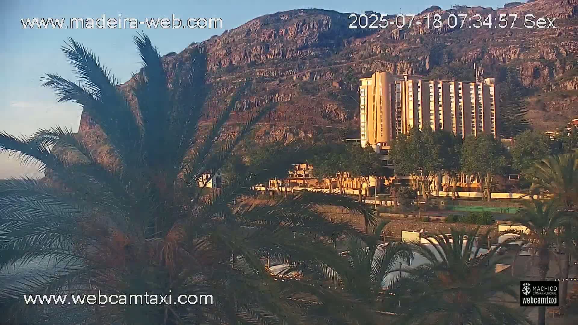 Forum Machico Mall & Machico Beach Live Cam - Machico, Madeira, Portugal