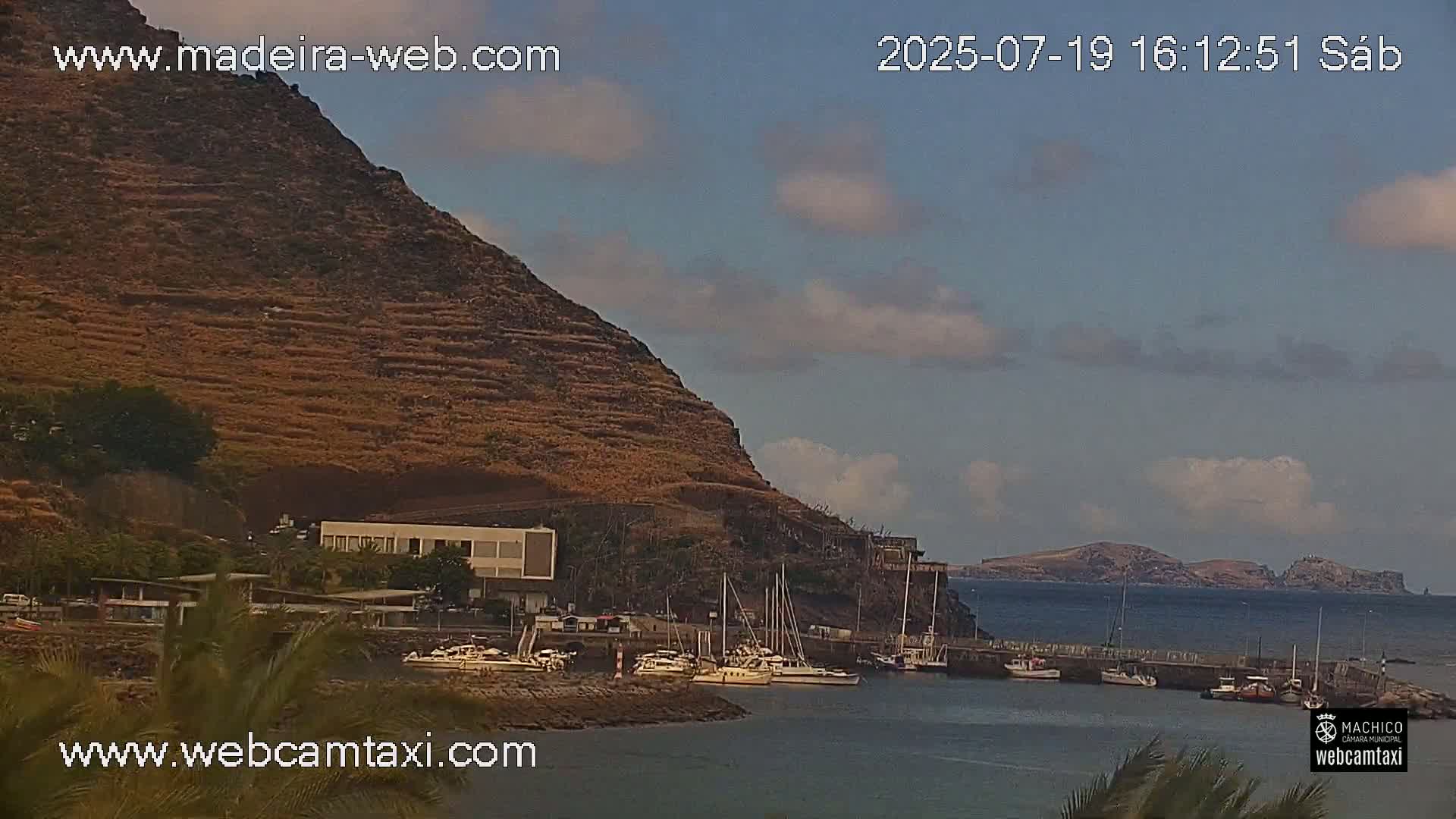 Forum Machico Mall & Machico Beach Live Cam - Machico, Madeira, Portugal