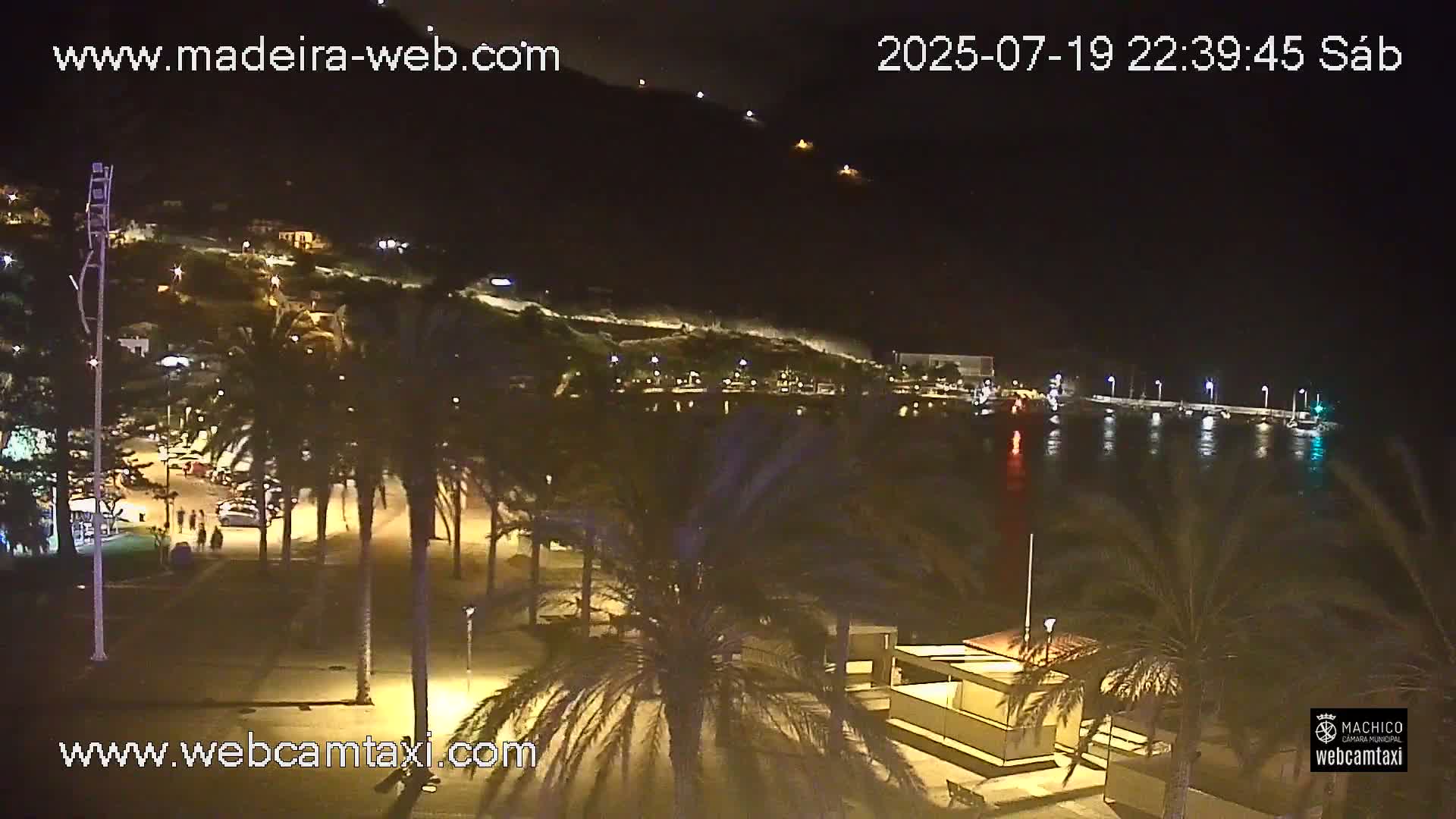 Forum Machico Mall & Machico Beach Live Cam - Machico, Madeira, Portugal