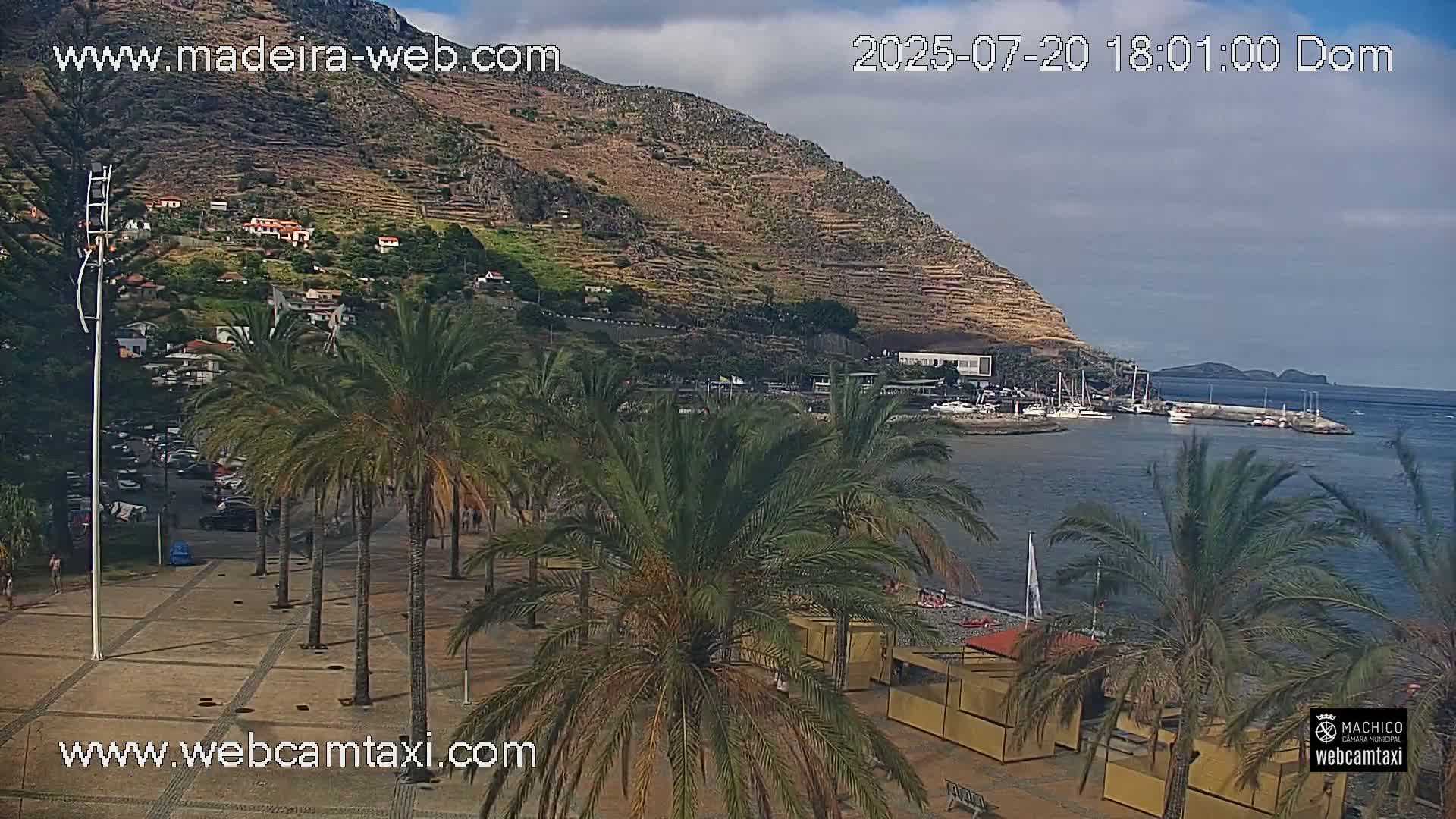 Forum Machico Mall & Machico Beach Live Cam - Machico, Madeira, Portugal