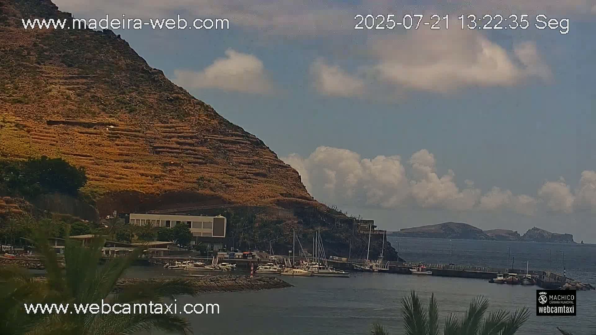 Forum Machico Mall & Machico Beach Live Cam - Machico, Madeira, Portugal