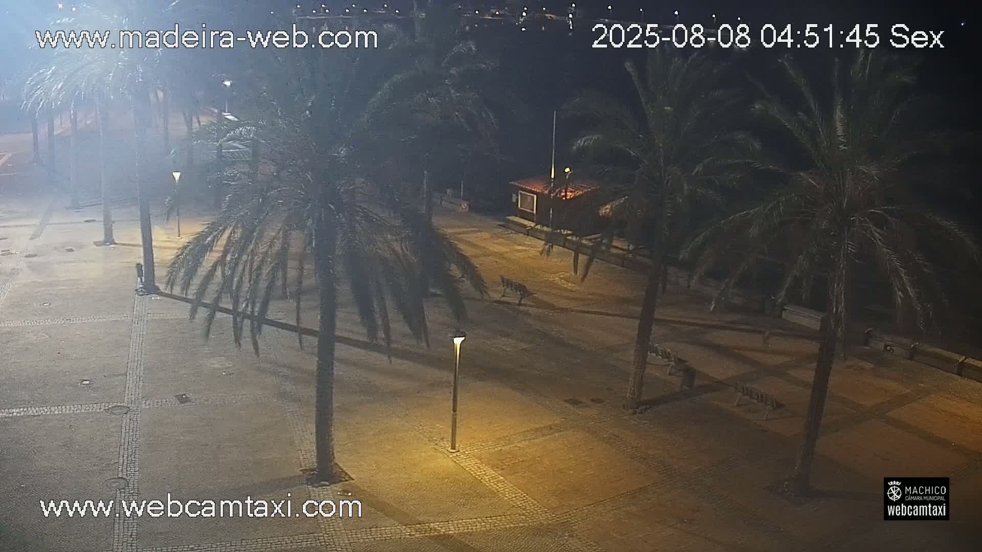 Forum Machico Mall & Machico Beach Live Cam - Machico, Madeira, Portugal