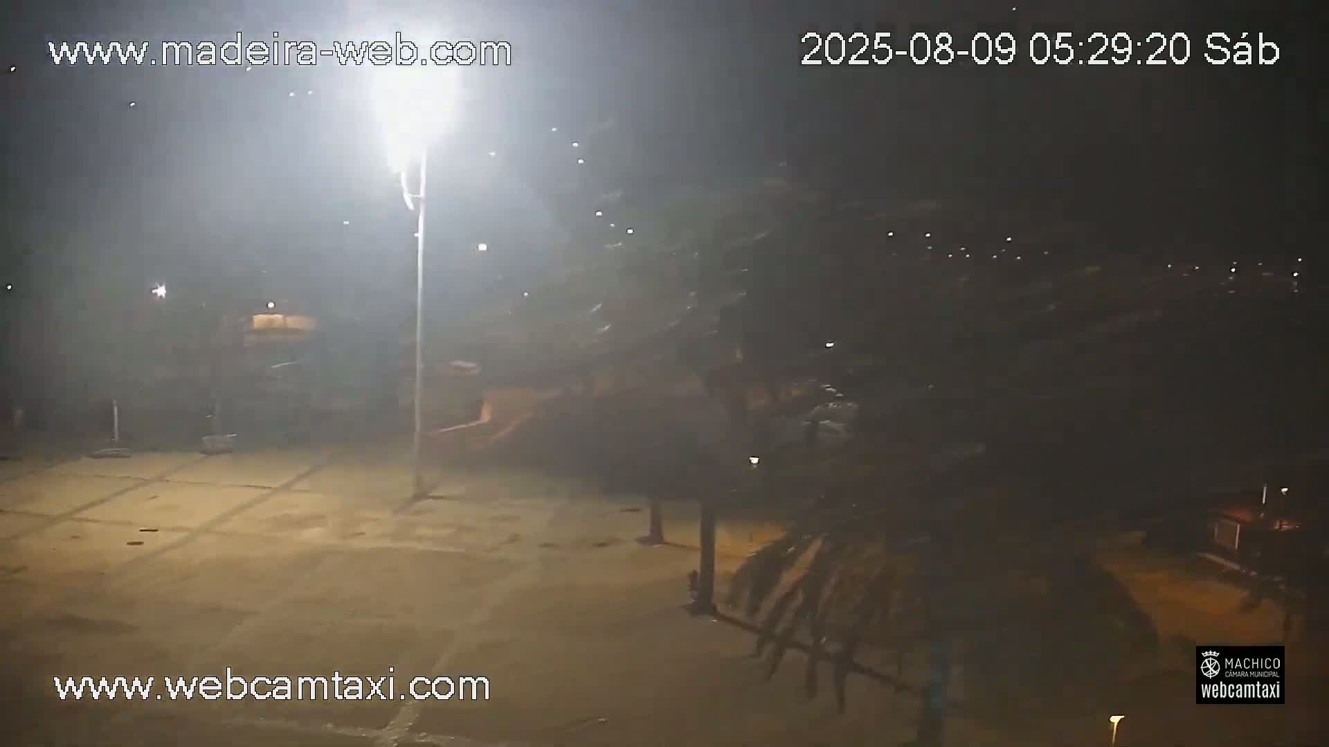 Forum Machico Mall & Machico Beach Live Cam - Machico, Madeira, Portugal