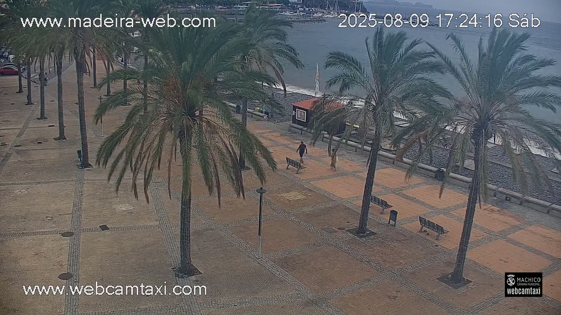Forum Machico Mall & Machico Beach Live Cam - Machico, Madeira, Portugal