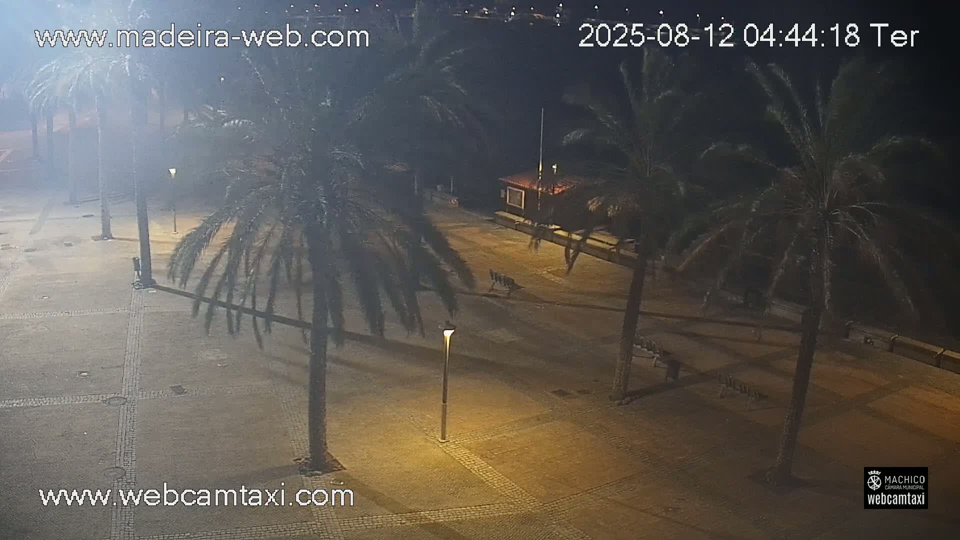 Forum Machico Mall & Machico Beach Live Cam - Machico, Madeira, Portugal