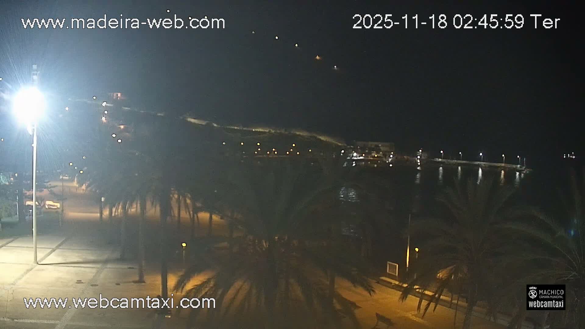 Forum Machico Mall & Machico Beach Live Cam - Machico, Madeira, Portugal