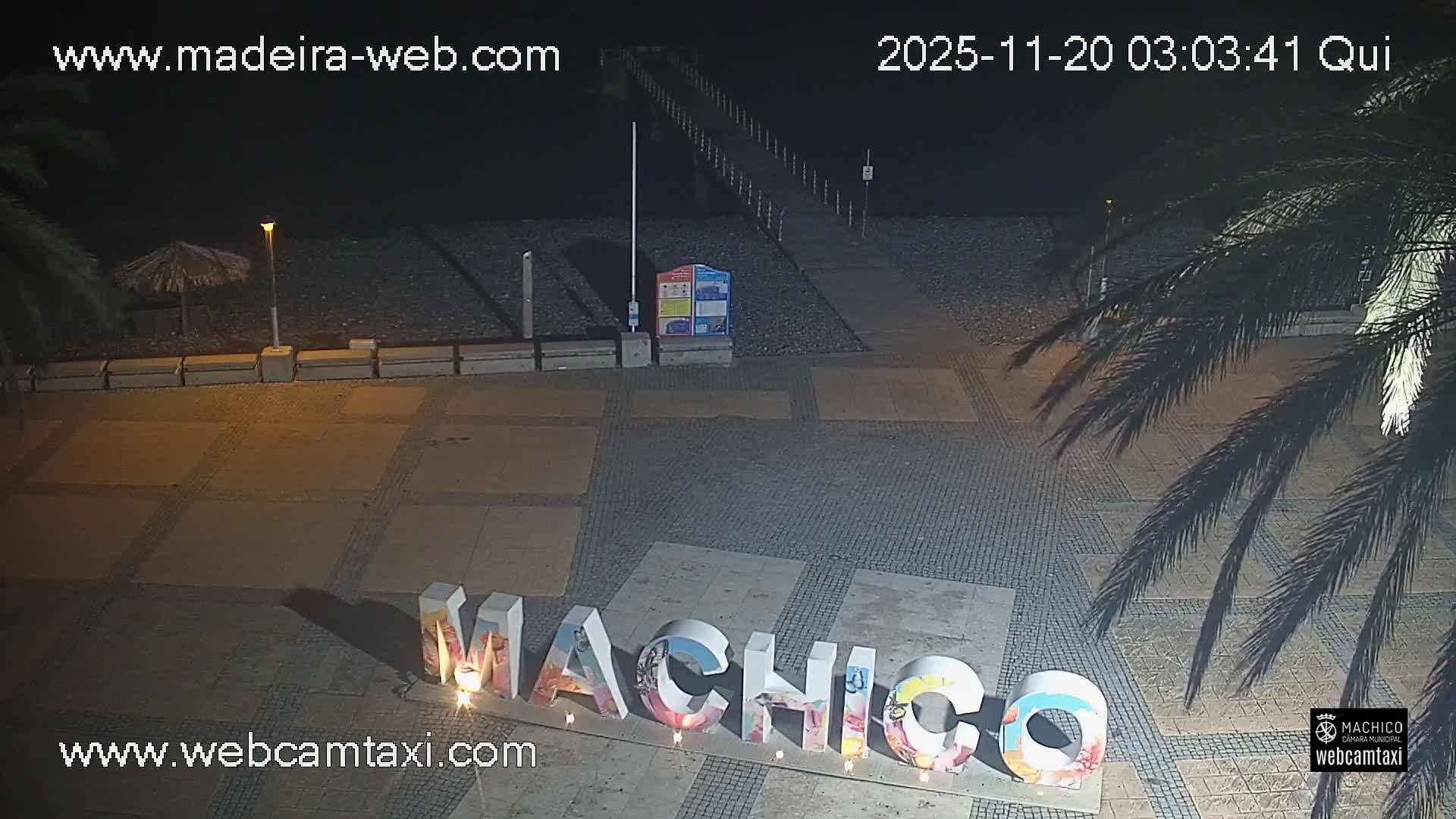 Forum Machico Mall & Machico Beach Live Cam - Machico, Madeira, Portugal
