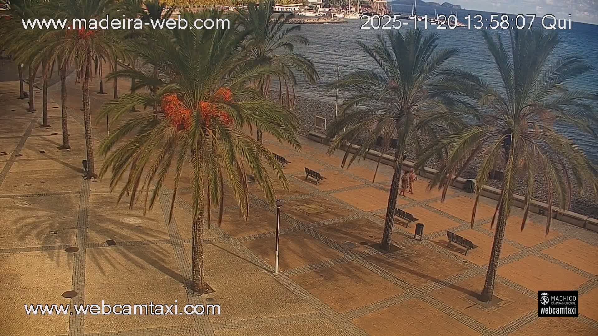 Forum Machico Mall & Machico Beach Live Cam - Machico, Madeira, Portugal