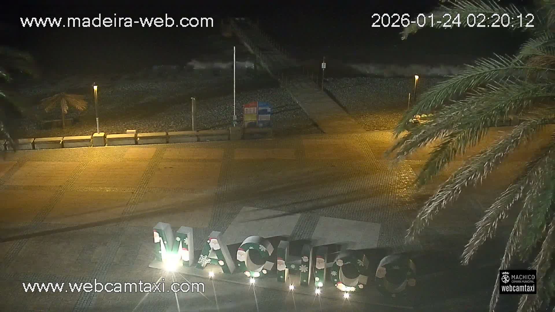 Forum Machico Mall & Machico Beach Live Cam - Machico, Madeira, Portugal
